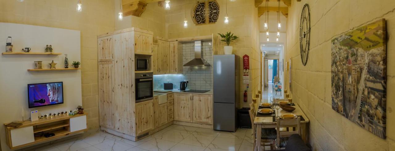 Ta' Gilard - Lovely Renovated Holiday Home Żabbar 외부 사진