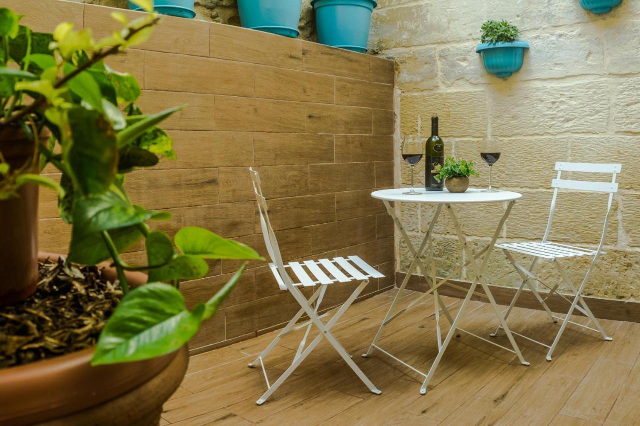 Ta' Gilard - Lovely Renovated Holiday Home Żabbar 외부 사진