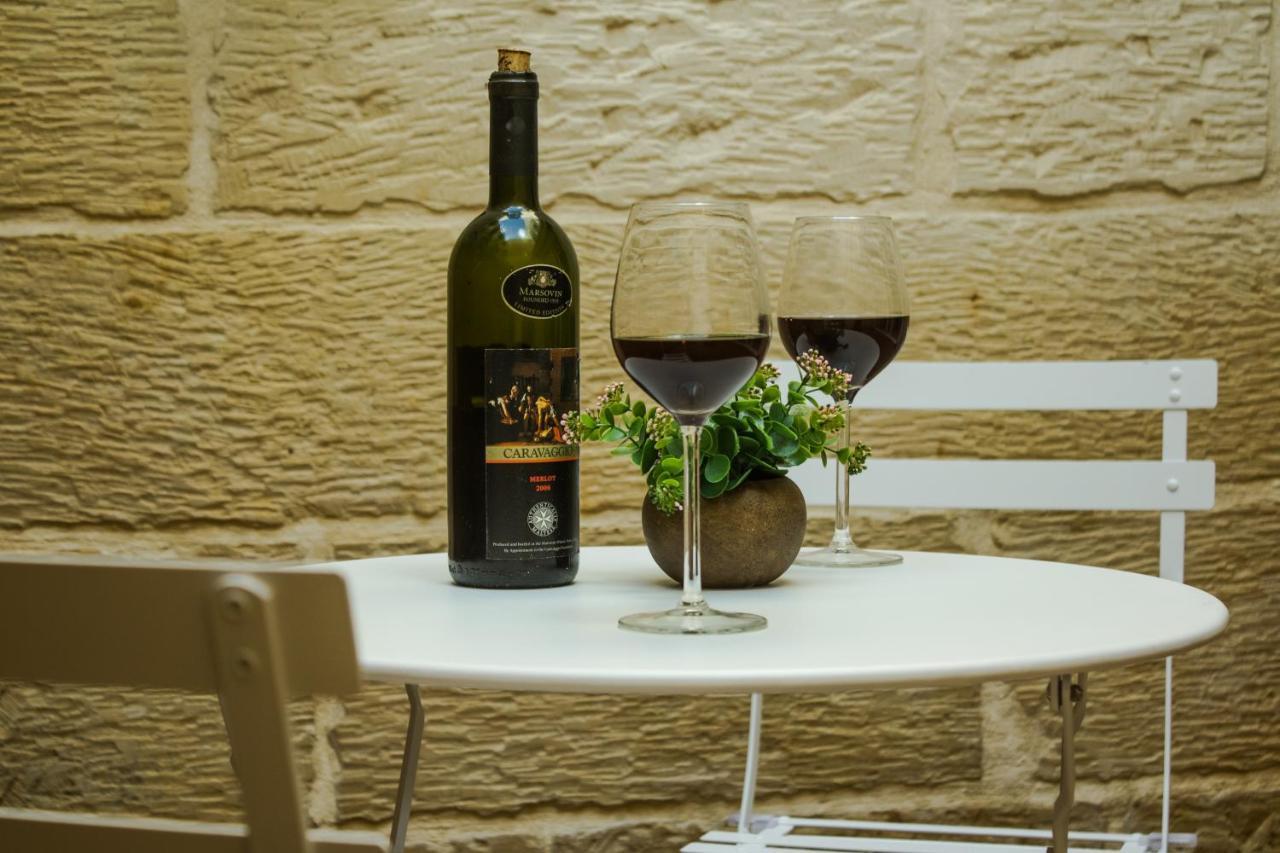 Ta' Gilard - Lovely Renovated Holiday Home Żabbar 외부 사진